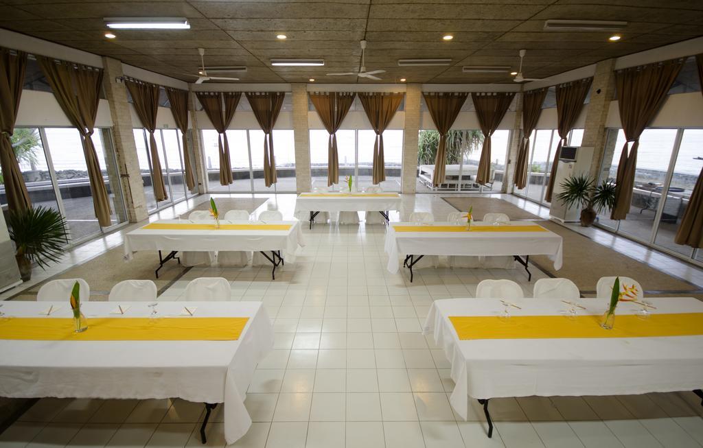 Sta. Monica Beach Club Dumaguete City Exteriör bild